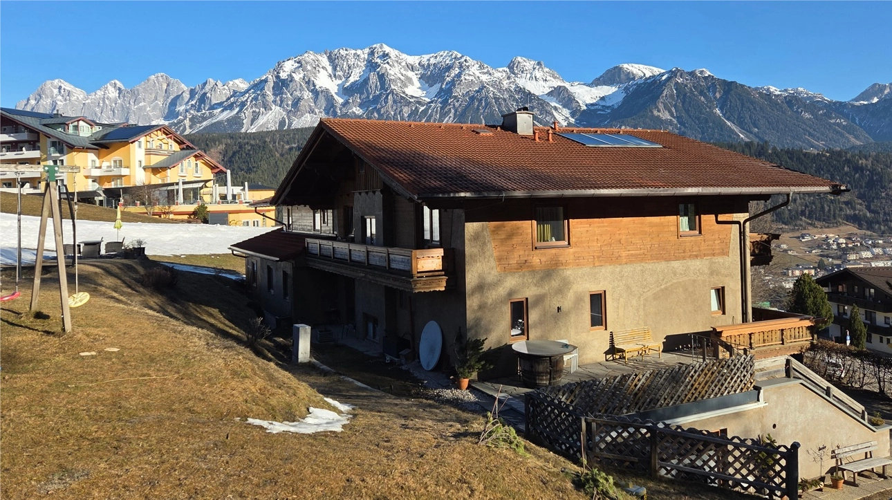 Apartmenthaus Alpenperle mit Dachstein